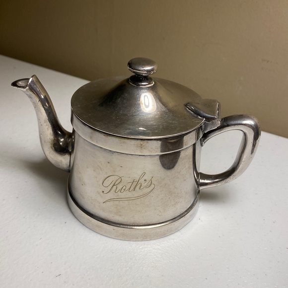 Vintage Benedict Indestructo Sheffield Plate Nickel Silver Coffee/Tea Pot - Picture 1 of 6